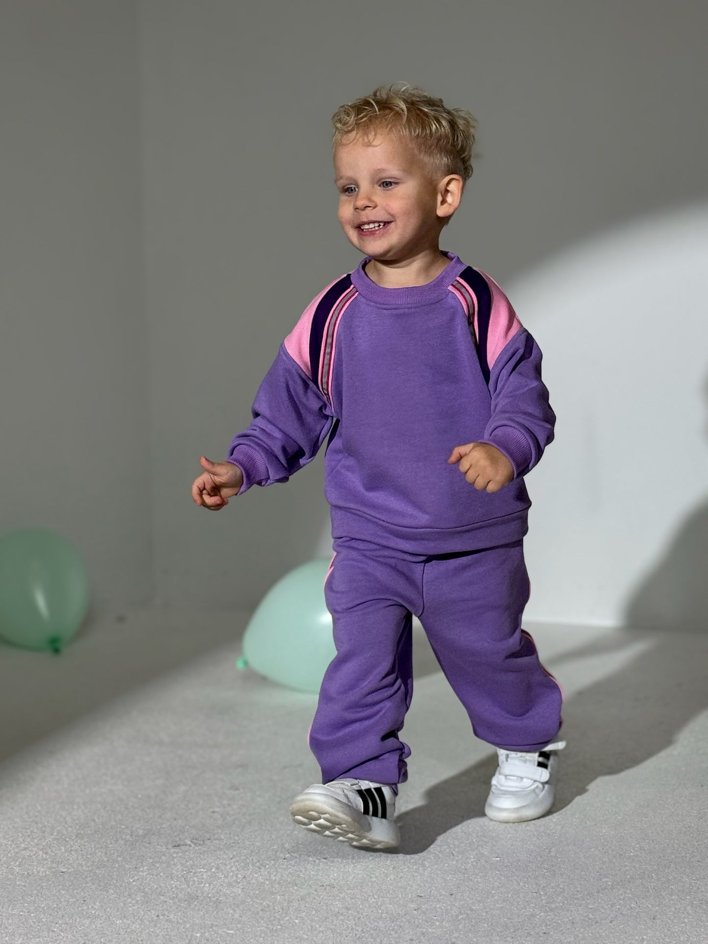 Kostiumėlis ,,Violetinis zefyras”
